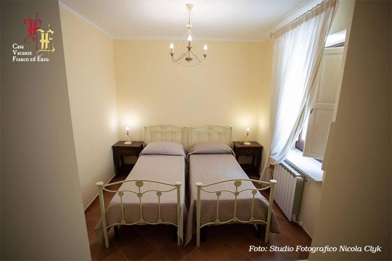 Casa Vacanze - Franco Ed Enza Bed & Breakfast San Gregorio Magno Exterior photo