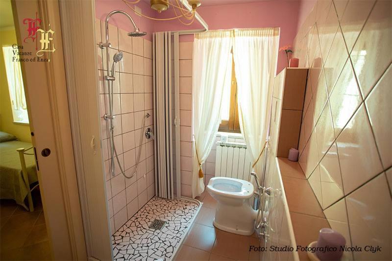 Casa Vacanze - Franco Ed Enza Bed & Breakfast San Gregorio Magno Exterior photo