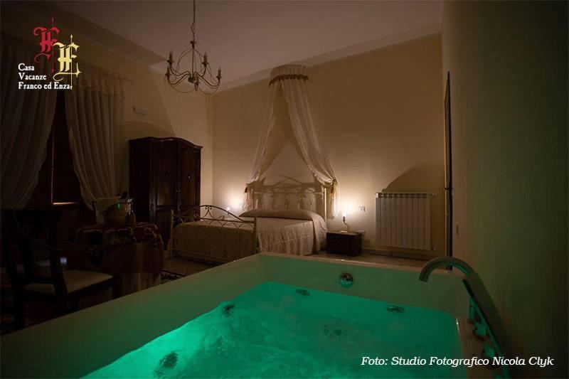 Casa Vacanze - Franco Ed Enza Bed & Breakfast San Gregorio Magno Exterior photo
